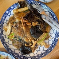 เมนูของร้าน ข้าวมันไก่ไหหน่ำหนั่ง สูตรไหหลำแท้ดั้งเดิม สาทร