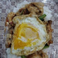 เมนูของร้าน ขาหมู หมูกรอบ by ป้าติ้ว