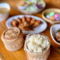 เมนูของร้าน ขนมจีน ไร่วันเย็น