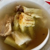 พรเพ็ญขาหมูเสวย