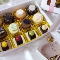 Arocha Choux & Dessert เพชรเกษม