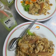 เมนูของร้าน ยินดี นู้ดเดิ้ล วรจักร