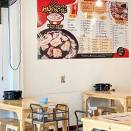 ครอบครัวหมูกระทะ กุ้งแม่น้ำเผา บรรทัดทอง สาขาบรรทัดทอง