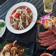 เมนูของร้าน แรดแซ่บนัว มีนบุรี
