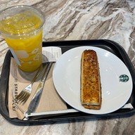 Starbucks โรงพยาบาลบำรุงราษฎร์ ชั้น 1