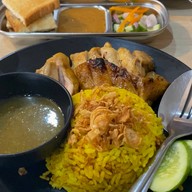 อาหารตามสั่งอิสลาม ข้าวหมกไก่ย่างบังฟารุก ฮาลาล ร้านอาหารอิสลาม 曼谷“邦发禄烤鸡”清真餐厅 热烈欢迎所有穆斯林游客 นวมินทร์ 86