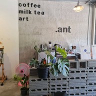 .ant cafe & mini gallery ด็อทแอนท์