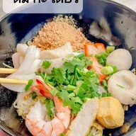 ต้มกะเตี๋ยว ก๋วยเตี๋ยว ข้าวต้ม ปลาเก๋าฯ