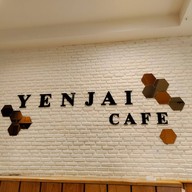 Yenjai Cafe หัวหิน ถนนแนบเคหาสน์