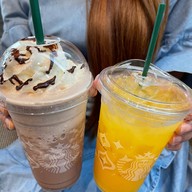 Starbucks โรงพยาบาลบำรุงราษฎร์ ชั้น 1