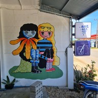 .ant cafe & mini gallery ด็อทแอนท์