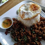 ธารคีรี พรหมคีรี
