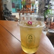 เมนูของร้าน หอมรัญจวน ขนมไทย ต้นตำรับชลบุรี