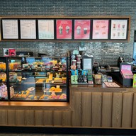 บรรยากาศ Starbucks ปั้ม Susco ถนนอิสรภาพ