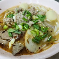เมนูของร้าน รุ่งเรือง (ตั๋ง) ก๋วยเตี๋ยวหมู สุขุมวิท26 เจ้าเก่า สุขุมวิท 26