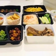 Humming Birds Kitchen & Garden