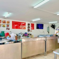 เคาว์เตอร์สแตนเลสสะอาด