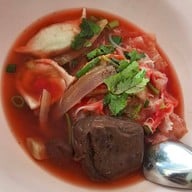 เพชรเลิศ เย็นตาโฟหมึกยัดไส้ สาขาบ้านสวนซอย9