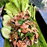 Summer Spot คาเฟ่และอาหาร ปลวกแดง