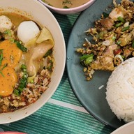 ก๋วยเตี๋ยวต้มยำหมูระเบิด หมูระเบิด ภาสว่าง