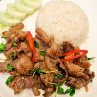 ข้าวต้มปลา ครัวบ้านเจ๊ใหญ่