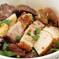 ก๋วยจั๊บน้ำข้น (ร้านจั๊บจั๊บน้ำข้น) จั๊บจั๊บน้ำข้น