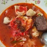 เพชรเลิศ เย็นตาโฟหมึกยัดไส้ สาขาบ้านสวนซอย9