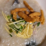 เมนูของร้าน โจ๊กหมูทอง สาธุประดิษฐ์