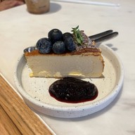 เมนูของร้าน มัช แอนด์ เมลโล่ว์ กระบี่