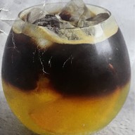 MJ Coffee & Tea สาขาที่ 1