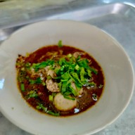 ก๋วยเตี๋ยวเรือผู้ใหญ่เล