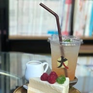 YAI COFFEE N’ BREAD