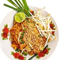 เมนูของร้าน ติด-ปาก💋ผัดไทยโบราณ หอยทอด ยำวุ้นเส้นโบราณ    🥗🍹