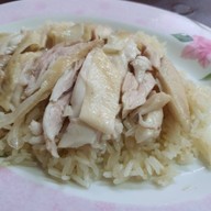 ป้าเล็กข้าวมันไก่ ท่าดินแดง