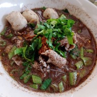ก๋วยเตี๋ยวเรือผู้ใหญ่เล