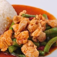 Nisa's Restaurant and Bar