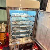 Wang Mala Hotpot (หวาง หม่าล่าหม้อไฟสไตล์ฮ่องเต้) ภูเก็ต