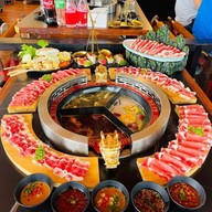 Wang Mala Hotpot (หวาง หม่าล่าหม้อไฟสไตล์ฮ่องเต้) ภูเก็ต