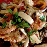 ร้านส้มตำโคตรแซ่บ