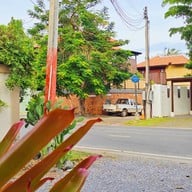 Z - Beach Resort [ ซีบีช รีสอร์ท ]