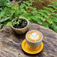 เมนูของร้าน Claai Cafe'& Eatery คลายคาเฟ่ แอนด์ อีทเทอรี่