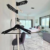 Z - Beach Resort [ ซีบีช รีสอร์ท ]