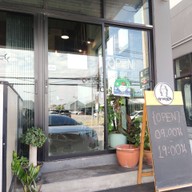 หน้าร้าน กุยช่ายยายนัน(สาขาท่าอิฐ) ท่าอิฐ