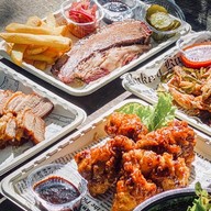 หมูกรอบทอง บางนาเหนือ