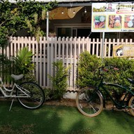 ร้านเล่าปี่ สลัดปลา ( ครัวลุงญา )  หนองปลาไหล