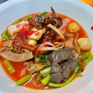 เจ๊แดงเย็นตาโฟรสเด็ด ตลาดหนองแคน สาขา1 ตลาดหนองแคน