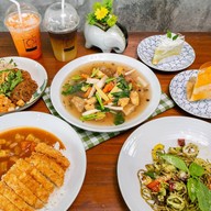ร้านครัวบ้านช้าง -