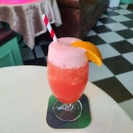 I • SO • LATE - sip & taste เขื่องใน