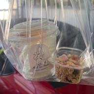 เมนูของร้าน กุ้งแช่น้ำปลา กุ้งเด้ง ม่อนแซ่บบบ ตลาดพัฒนะมาร์เก็ต