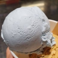 Honest vanilla (100+10 บาท)